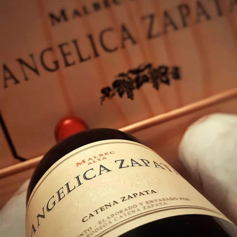 Combo Angelica Zapata Malbec Alta - 4 UND + Caixa de Madeira